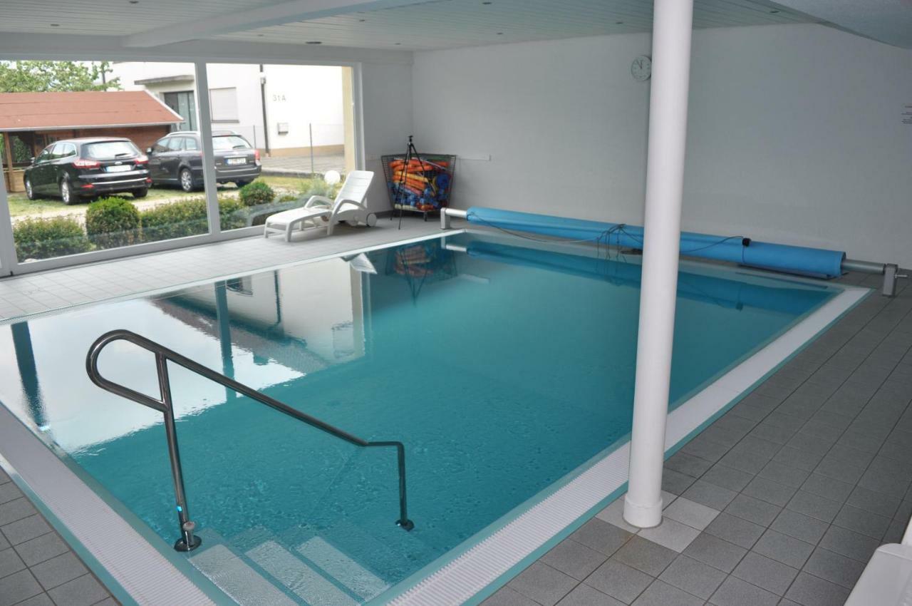 Ferienresidenz Seegarten -Andrea App1 - Beheizter Indoor-Pool Bodman-Ludwigshafen Bagian luar foto